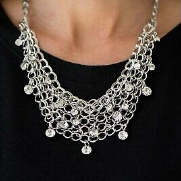 New Paparazzi necklace